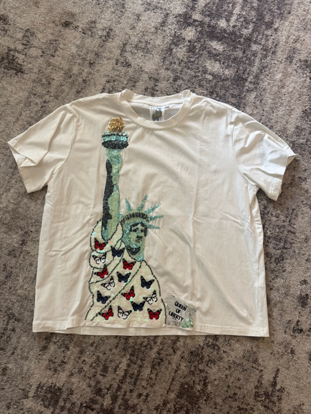 QOS Statue of Liberty - White